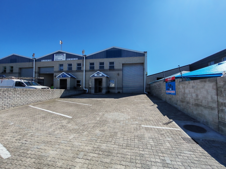 To Let commercial Property for Rent in Somerset West Business Park Western Cape